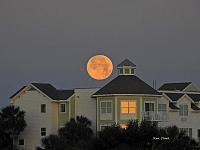 moon-waterfront-jpg