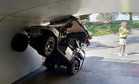 driver-golf-cart-escaped-injuring-mishap-tunnel-southern-trace-bu-jpg