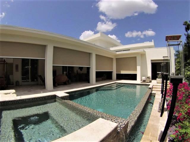 Residential Shade privacy (3)