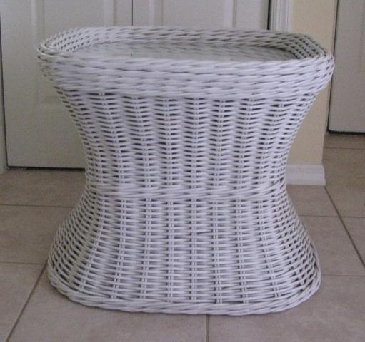 Wicker stand with glass top