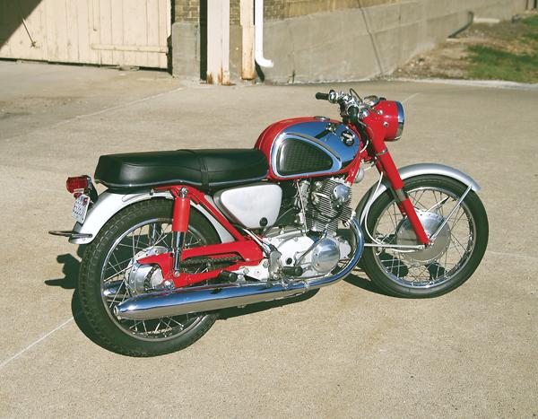 AMCA Calendar October 2004
