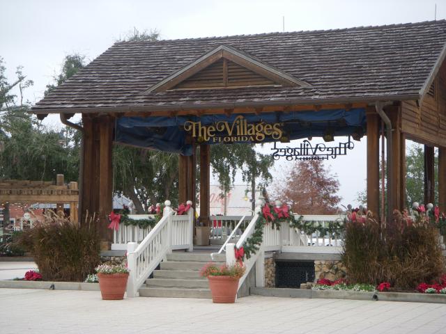 Lake Sumter town square - Dec 2012