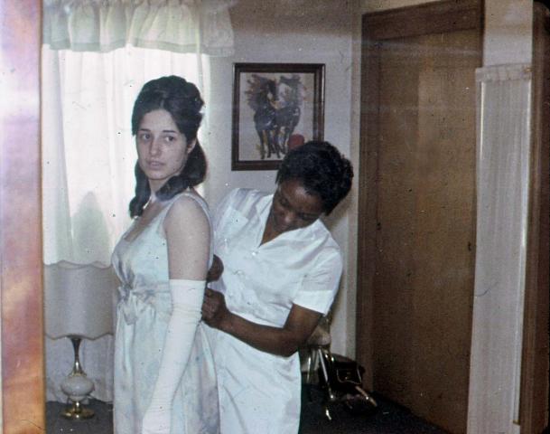 2 Alma dressing the Bride - Heather