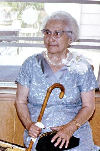 3 Gramma Yitki "So vens da vedding?"