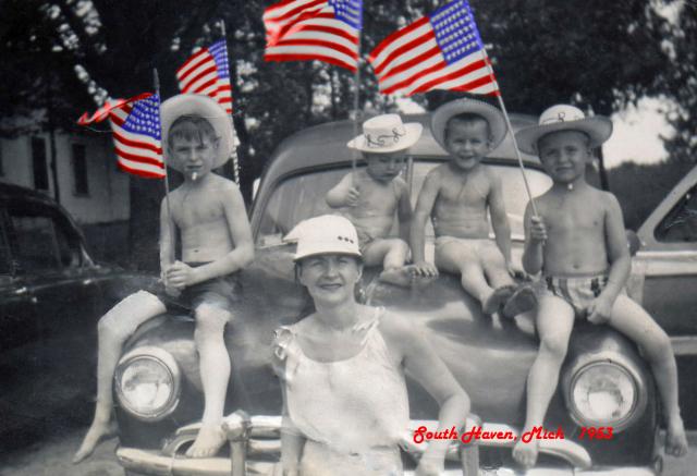 1953 GroupHoliday  After